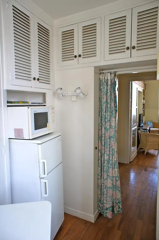 Artist Studio View Eiffel Tower Апартаменты